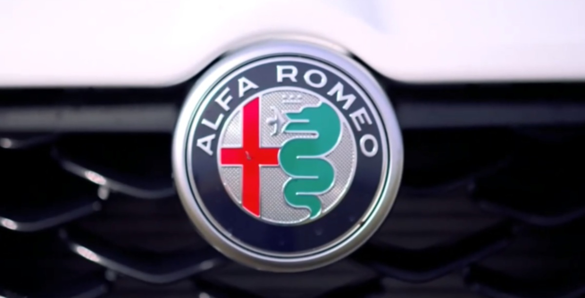 Alfa Romeo8.jpg