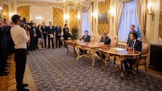 Megainvestícia na juhu Slovenska. Čínska baterkáreň prinesie prácu pre 1 500 ľudí