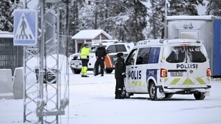 Fíni nechali otvorený len jeden hraničný priechod. Obmedzili prílev migrantov z Ruska