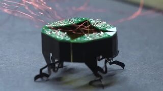 Robot inšpirovaný hmyzom efektívne pomôže na miestach katastrof