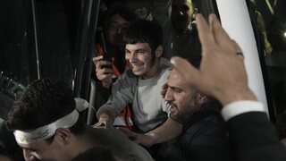 Izrael ponúka prepustenie 50 palestínskych väzenkýň za ďalších rukojemníkov, vláda už dostala zoznam