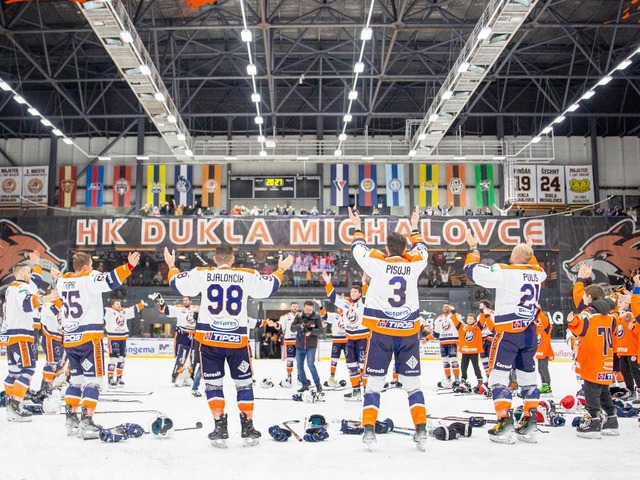 Hokejisti Michaloviec zahanbili Slovan. Z východu odchádzajú s desaťgólovým výpraskom