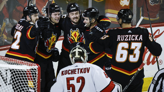 NHL: Nemec zaznamenal svoj prvý gól v najvyššej lige. Ružička prispel asistenciou k triumfu