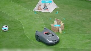 Robotická kosačka, ktorá sa pri strihaní trávnika rozhodne nestratí