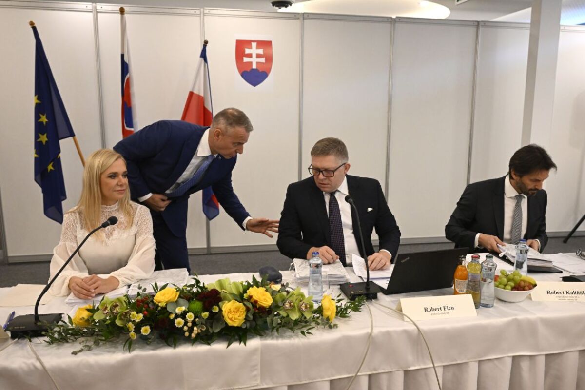 Rokovanie vlády v Trenčíne