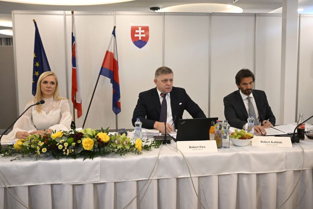 Rokovanie vlády v Trenčíne