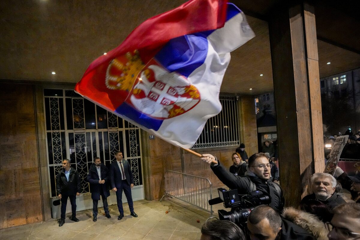 Serbia_Election_Protest925849.jpg