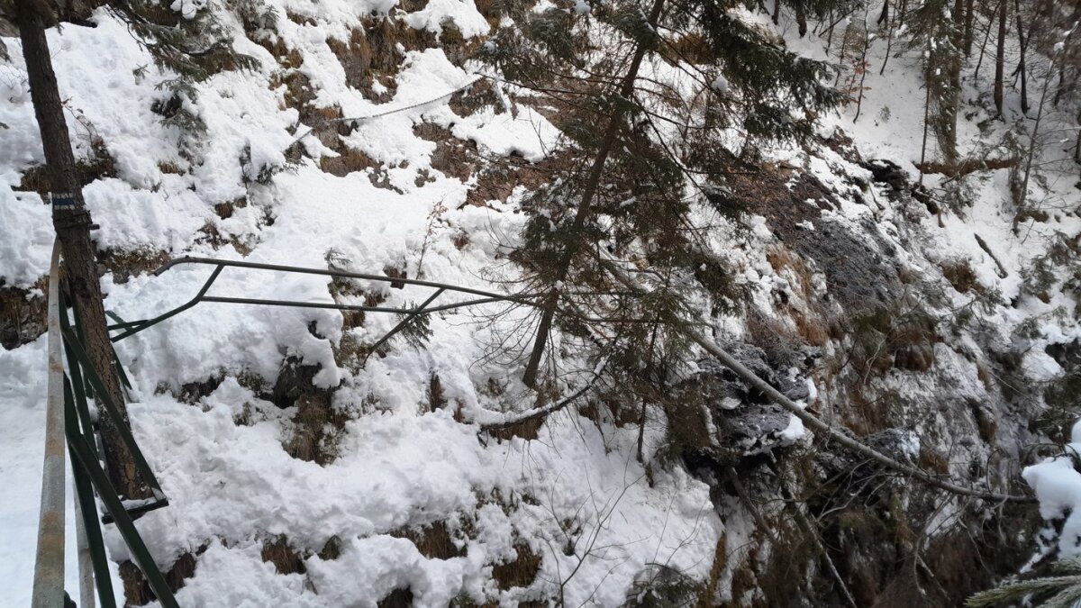 Uzávera doliny Tiesňavy pri Stratenej