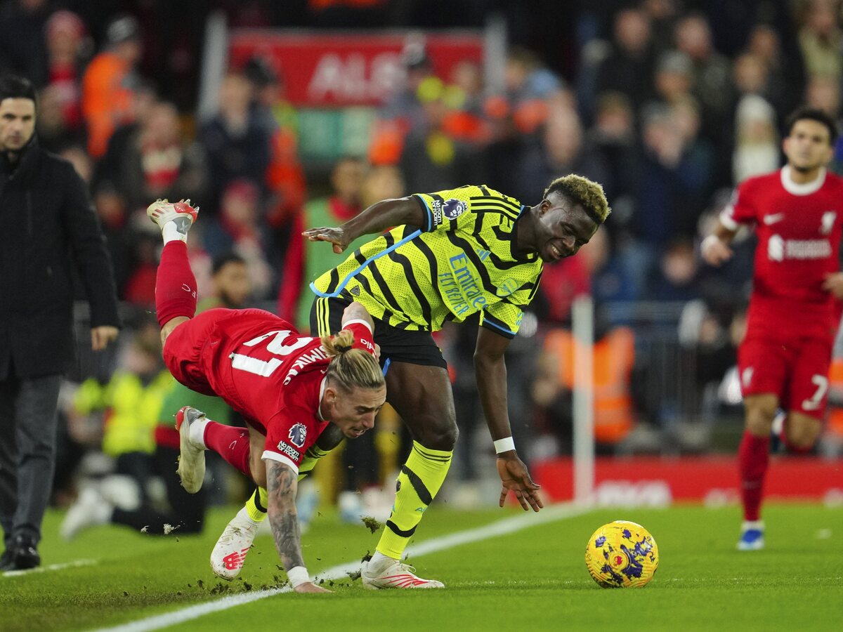 APTOPIX_Britain_Soccer_Premier_League935117.jpg