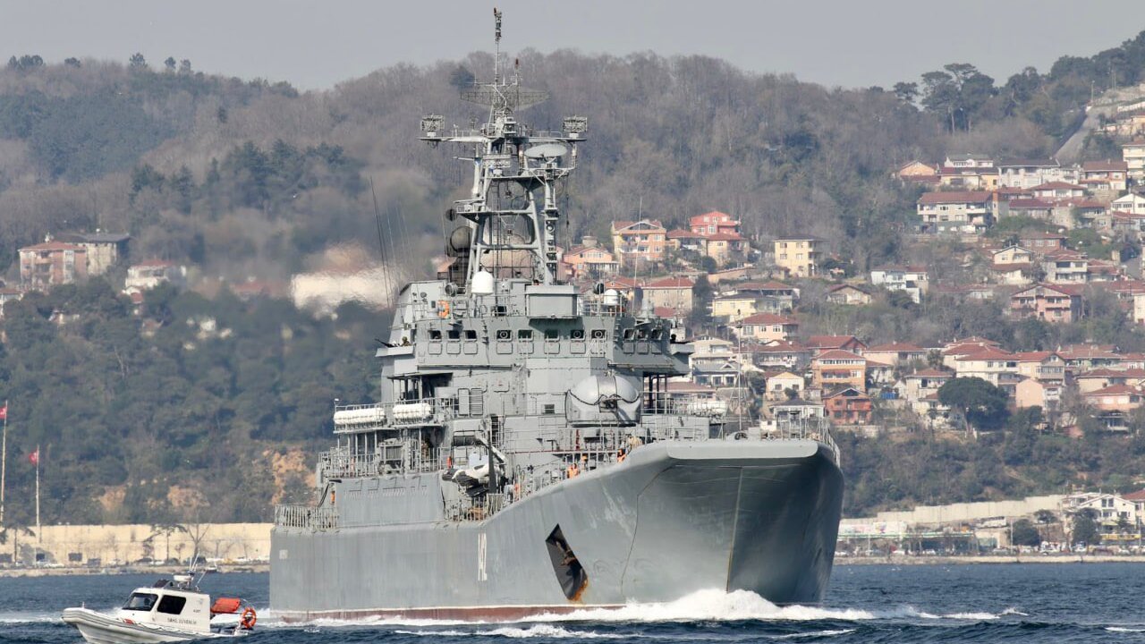 Krym loď Novočerkassk