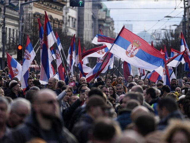 Pokračujú protesty v srbskom Belehrade. Štáb ta3 prinesie živé vstupy priamo z miesta