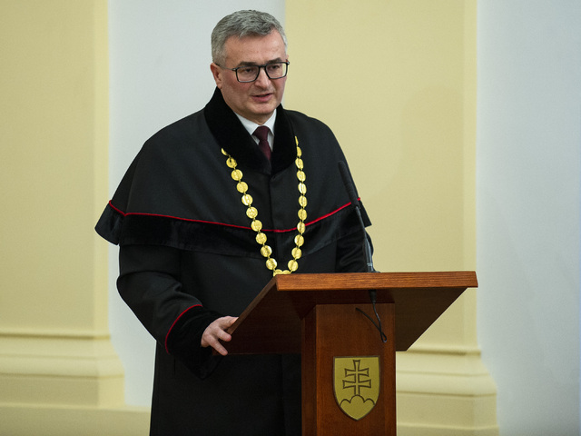 V roku 2024 budú zvolení noví ústavní sudcovia, informoval Fiačan. Súd čaká spustenie nového webu