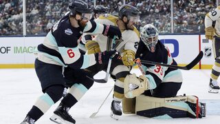 NHL: Seattle zažil krásne Winter Classic. Tatar zaznamenal niekoľko striel