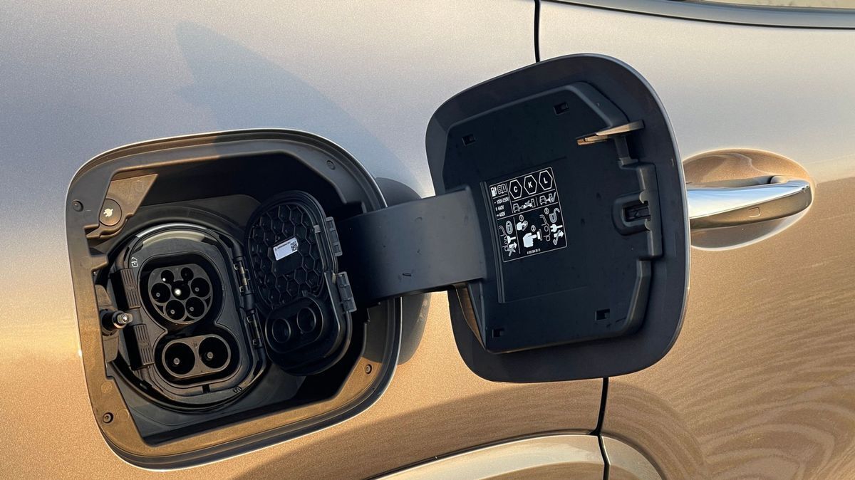 Mercedes-Benz GLA 250 e