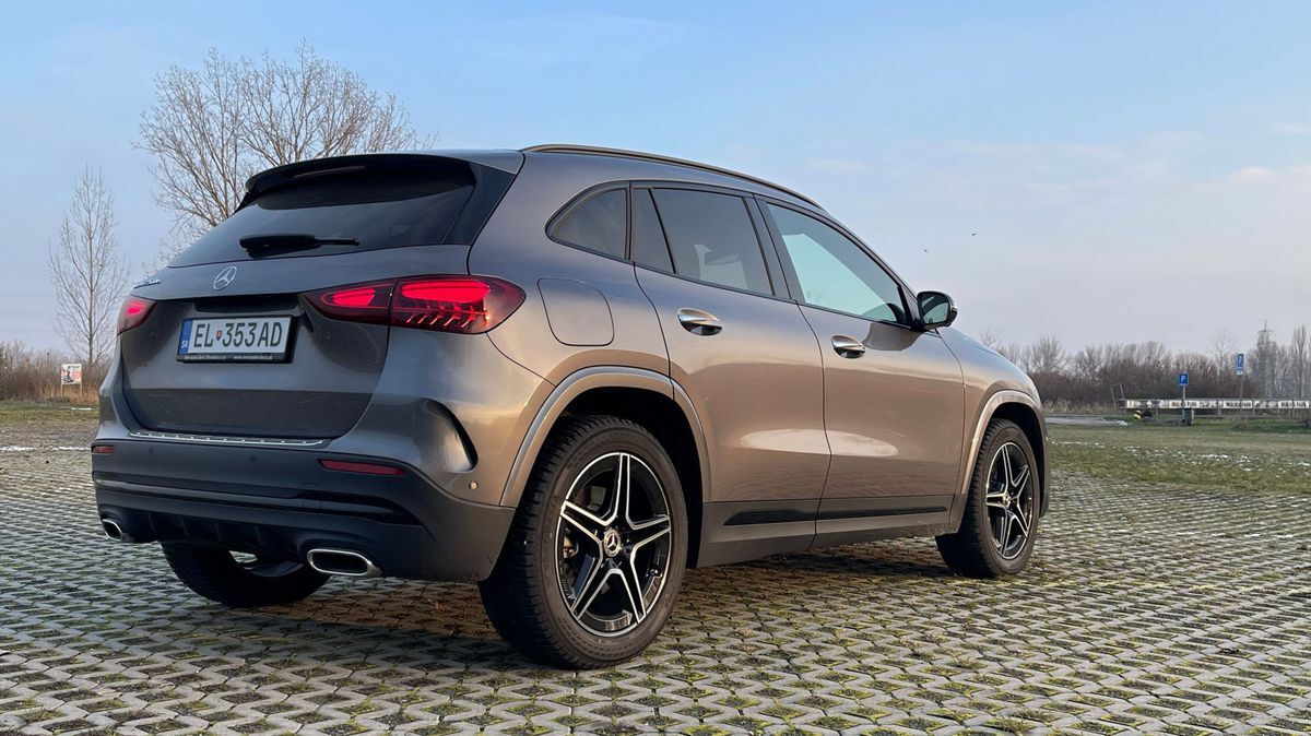 Mercedes-Benz GLA 250 e