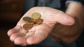 Nová finta na seniorov. 88-ročného dôchodcu obrali o 20 tisíc eur