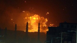 USA a Británia spustili nočné útoky proti Húsíom v Jemene. Čo zatiaľ vieme?