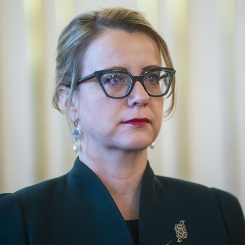 Prezidentka vymenovania nov ch ve vyslancov v zahrani kde bud 