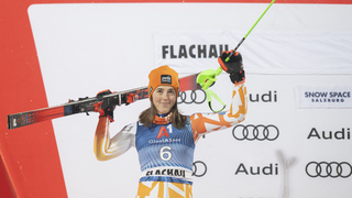 VIDEO: Čaká ju operácia. Petra Vlhová je vo Švajčiarsku na konzultáciách s lekárom, ktorý rozhodne o ďalšej liečbe