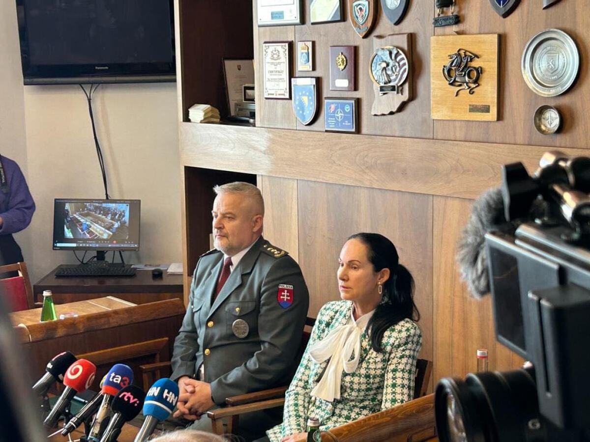 Výbor NR SR pre obranu a bezpečnosť