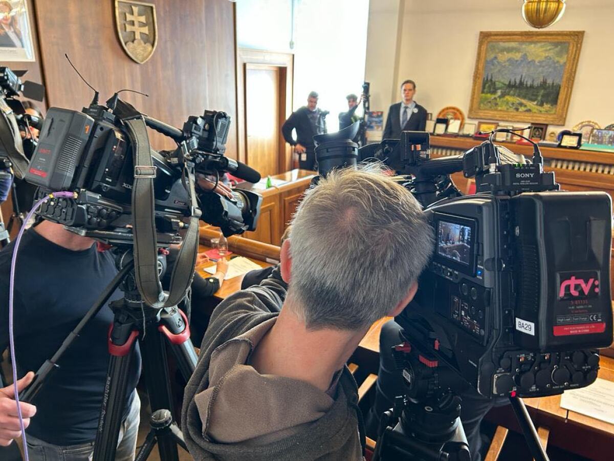 Výbor NR SR pre obranu a bezpečnosť