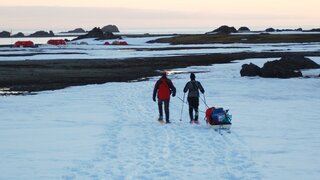 Vo flotile vedcov, ktorú čaká dvojmesačný výskum na Antarktíde, sú aj Slovenky. Výprava sa obáva komplikácií