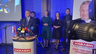 Chce priniesť mier a chlieb. Harabin bude kandidovať na prezidenta, konkurentov nešetril