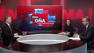 Koalícia vládne v NR, opozícia na ulici