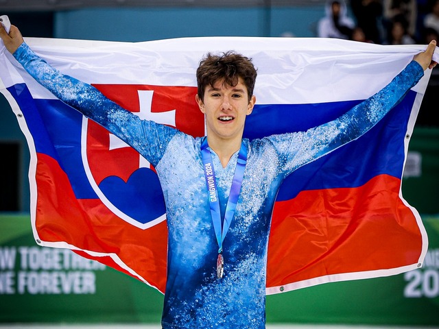 Stále len 17-ročný krasokorčuliar Hagara má dôvod na obrovskú radosť: Na zimných olympijských hrách mládeže získal striebro