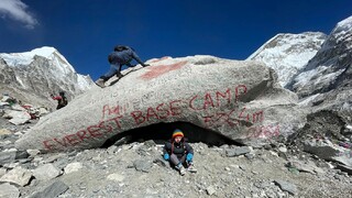 Dvojročný Carter prepísal históriu. Kým jeho rovesníci ťahajú káčera, on dosiahol základný tábor Mount Everestu