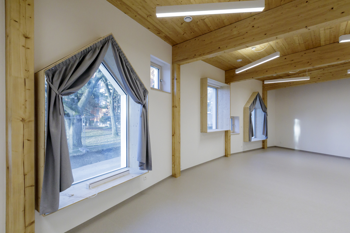 Prvá novostavba škôlky v Krasňanoch má pekný interiér. 