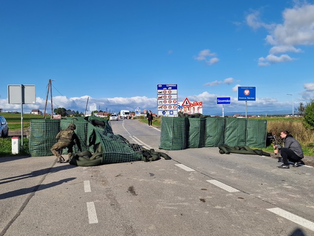 Kontroly na hranici so Slovenskom predĺžili. Poliaci budú kontrolovať priechody do začiatku marca