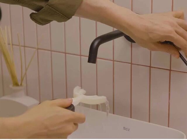 Dá sa účinne vyčistiť chrup len za pár sekúnd?