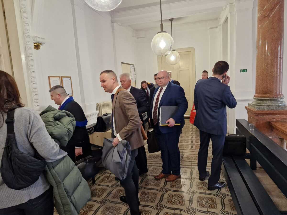 WhatsApp Image 2024-02-05 at 09.17.47 (3).jpeg