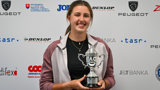 Najväčší úspech kariéry dosiahla aj napriek zraneniu. Jamrichová vyhrala Australian Open s trhlinou v brušnom svale