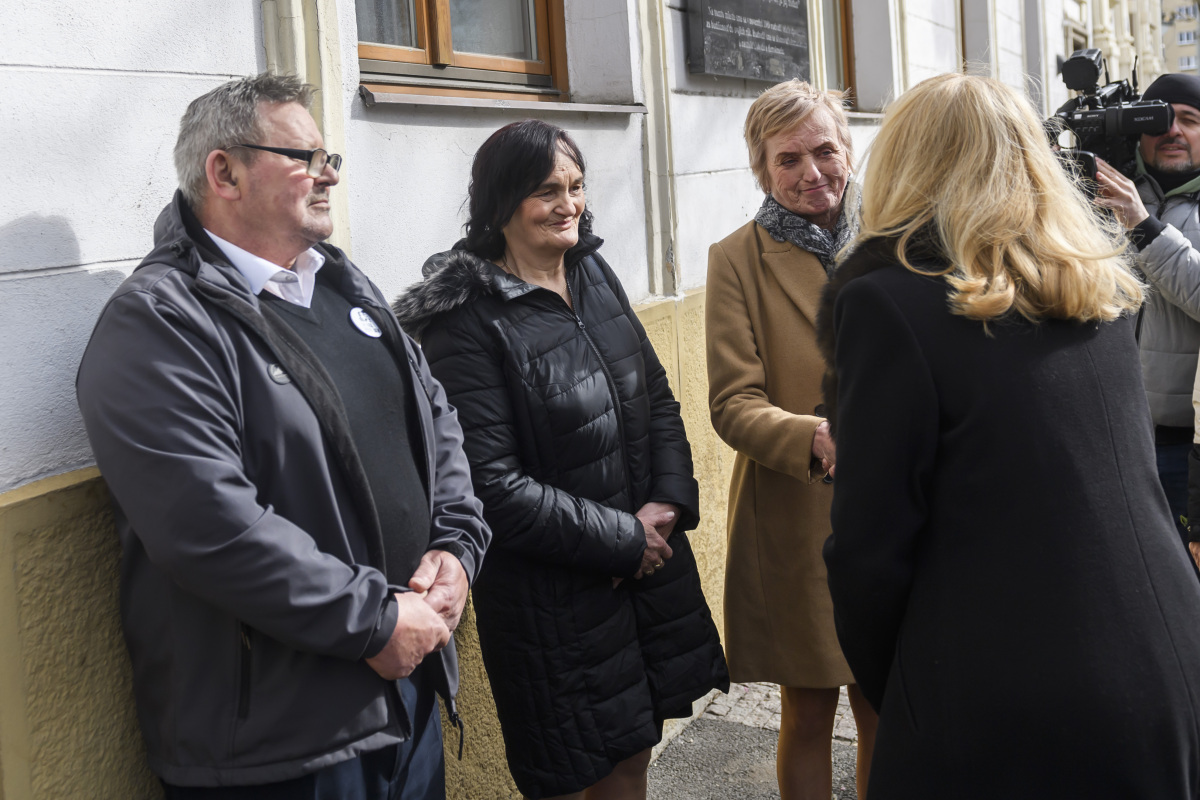 Ján a Martina prezidentka pamätník