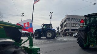 FOTO/VIDEO: Najväčší protest v histórii sa skončil. Farmári opustili mestá, toto odkázali politikom