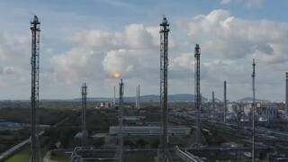 Lacná nafta mizne v kanistroch, 22 púmp „vyschlo“. Prečo bude Slovnaft strážiť ceny palív?