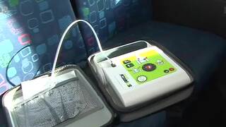 Defibrilátory v každej väčšej obci. Povinný nákup rozdelil politikov