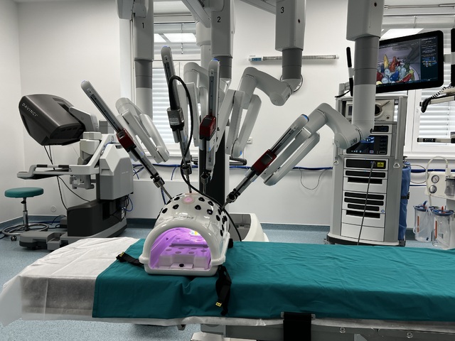 Martinská nemocnica opäť posunula hranice. Chirurgovia začali využívať robota aj v hrudnej dutine