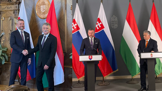 Pellegrini v Maďarsku: Otvoril nový cestný most, rokoval už s Kövérom aj s Orbánom, svoju cestu ukončil v prezidentskom paláci