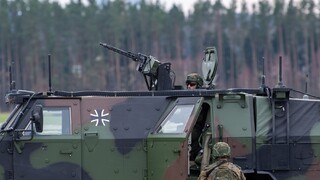 Slovensko si splnilo dvojpercentný záväzok NATO. Trump pohrozil krajinám, že spojencom s nízkymi výdavkami na obranu nepomôže