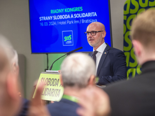 Po pätnástich rokoch zmena: Novým predsedom strany SaS sa stal Branislav Gröhling, Sulík mu vyjadril plnú podporu 