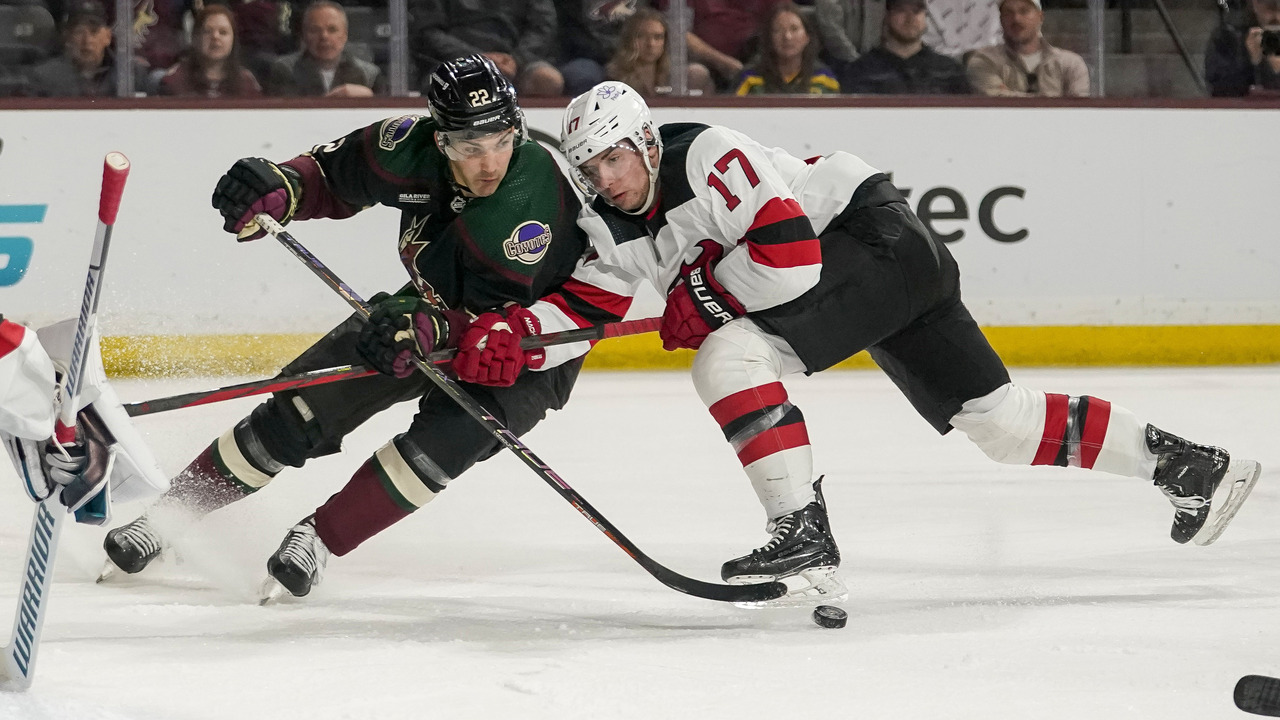 Devils_Coyotes_Hockey172474027953.jpg