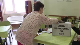Prezidenta volili aj pacienti. S hlasovacou urnou za nimi prišla komisia osobne