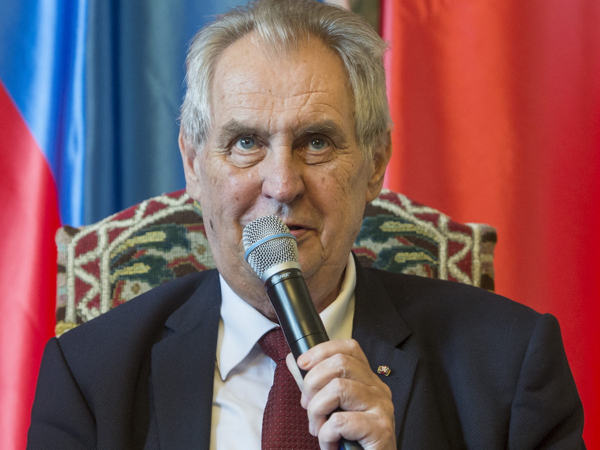 20jun2019_Zeman_Caputova_23626714.jpg