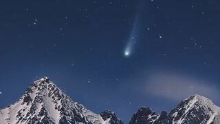 Kométa chystá nebeské divadlo. Neuveriteľné fotografie lovil 16 dní