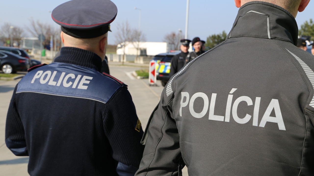 polícia policie policajti na hraniciach hranice s českom