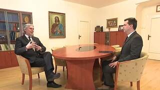 Prečo kresťania veria v Boha, ktorý nechal svojho syna zomrieť krutou smrťou?  Prečo je dnešný piatok veľký?