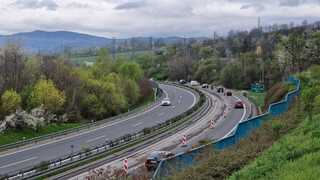 Jazda Banskou Bystricou sa skomplikuje. Začínajú sa opravy ciest na viacerých úsekoch, a to hneď naraz